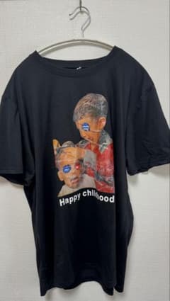 【早い者勝ち‼️】Happy childhood プリント Tシャツ ブラック Lのサムネイル