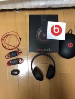 Beats Dr.dre studio オーバーイヤーヘッドフォンのサムネイル