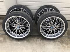ホイールタイヤセット　19インチのサムネイル