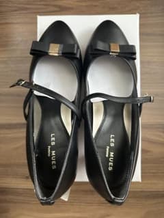 AOKI LES MUES ブラックパンプス 24.5cmのサムネイル