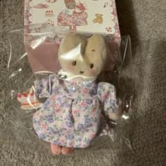 新品　サンリオ　マロンクリーム　シークレットマスコットブローチ