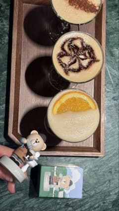韓国限定　STARBUCKS ベア　スタンプ　フィギュアのサムネイル