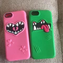 最終値下げ  iPhone5C シリコンケース  モンスターのサムネイル