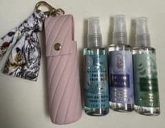 Bath & Body Works ハンドサニタイザー3本セット ホルダー付のサムネイル
