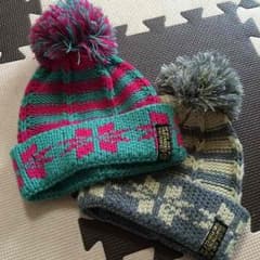 美品！ニット帽のサムネイル
