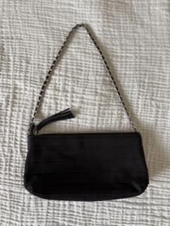 Thumbnail of フェラガモ Ferragamo ミニ　フリンジ付き　ハンドバッグ