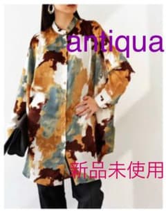 【antiqua】新品未使用　水彩画風柄ブラウスのサムネイル