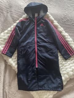 ☆adidas アディダス 130 キッズベンチコート☆のサムネイル