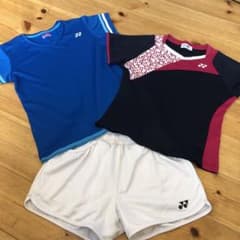 《専用》ヨネックス   yonex   上下セット　140前後　レディースのサムネイル