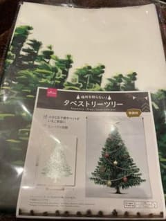 ダイソー クリスマス タペストリーのサムネイル