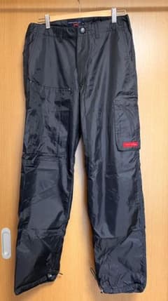 gamad さん専用　黒　ナイロン　ツルツル素材パンツのサムネイル