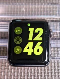 Apple Watch Nike Series 3 GPSモデル 42mm 本体のサムネイル