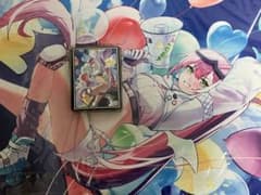 混沌の女神様 ホロライブ スリーブ プレイマット 常闇トワ k6B - メルカリ