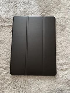 iPadケース　第9世代　ブラック　手帳型のサムネイル