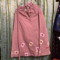 Pink houseのサムネイル