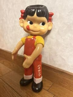 か*と様 不二家 ペコちゃん人形 ハイカップ 非売品 1980年代 首振り 自立 不二家（FUJIYA）ペコちゃん人形 ハイカップ 首振り人形 - メルカリ
