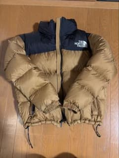 THE NORTH FACE ダウンジャケット ブラウン/ブラックのサムネイル