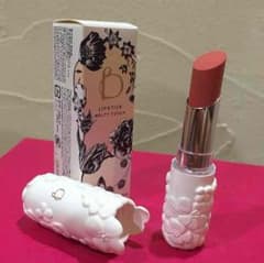 【新品】ベネフィーク セオティ 口紅のサムネイル
