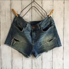 専用 Zara デニムショートパンツ 水着の上にぜひ！のサムネイル