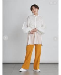 エミ　ピンタックパンツ　オレンジのサムネイル
