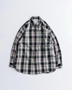 美品　CMF COVERED SHIRTS CMF 「COVERED SHIRTS 」
