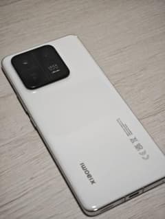グローバル版・美品】Xiaomi 13 Pro ホワイト256G - メルカリ
