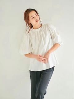 ボリュームスリーブ ブラウス ホワイトのサムネイル