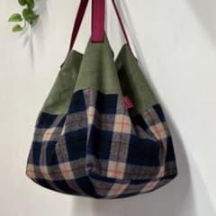 たっぷりマチのトートバッグ412のサムネイル