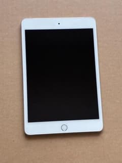 Apple iPad mini4 シルバー 本体 美品 充電不可（ジャンク品） - メルカリ