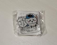 ハチワレちゃん アクリルスタンドのサムネイル