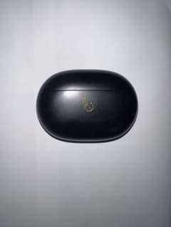 Beats ワイヤレスイヤホン 本体のサムネイル