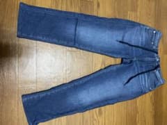 UNIQLOスリムフィットジーンズSのサムネイル