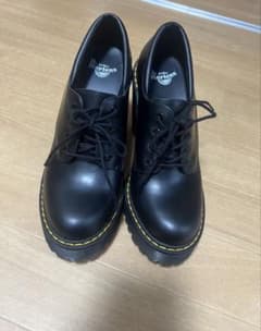 Dr. Martens 厚底ヒールシューズ ブラックのサムネイル