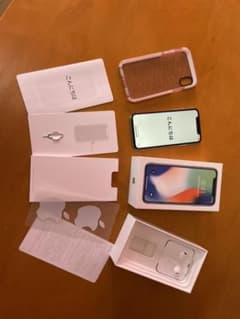iPhone X Silver 64 GB docomoのサムネイル
