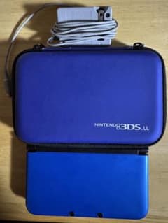 ニンテンドー3DS LL 青 本体 充電器、ケース付きのサムネイル