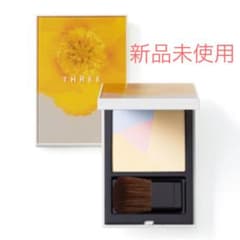 限定品 THREE ニューセンセーションズ PPP フェイスパウダー　新品未使用のサムネイル