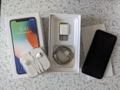 iPhone X シルバー 256GBのサムネイル