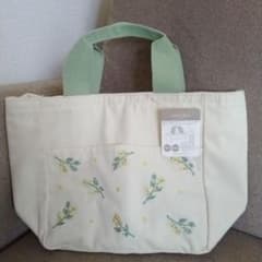 Unused Afternoon Tea Insulated Lunch Bag with Embroidered Flower Design