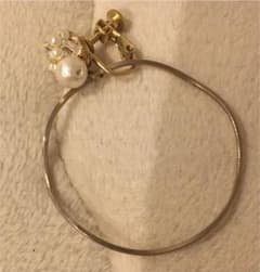美品　イヤリング　片耳のみのサムネイル