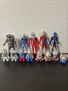 ウルトラマン フィギュア まとめ売り 13体セットのサムネイル