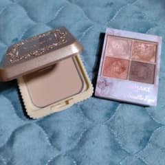 キャンメイク マシュマロフィニッシュファンデーション MB＆アイシャドウ＆おまけのサムネイル