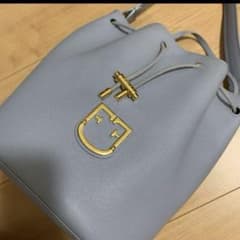 美品♡FURLA 巾着ショルダーバッグ　ブルーのサムネイル