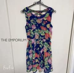 【THE EMPORIUM】花柄ワンピースのサムネイル