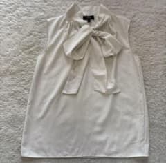 Theory｜19AW ボウタイノースリーブブラウス　ウォッシャブル　美品のサムネイル