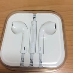 iPhone 【純正品】イヤホンのサムネイル
