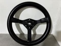 MOMO Cavallino 3本スポークレザーステアリング TYP C35 MOMO TYP C35 Cavallino 35cm レザーステアリング - メルカリ
