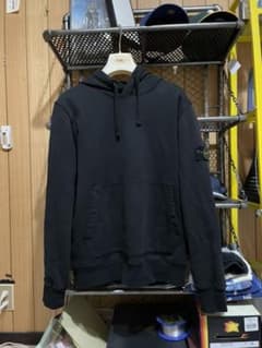 STONE ISLANDのサムネイル