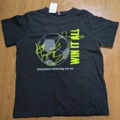 西松屋　サッカー柄Tシャツ ブラックのサムネイル