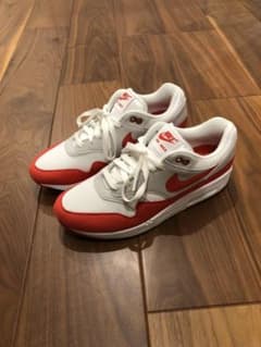 NIKE アディダス スニーカーのサムネイル