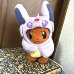 ポケモン エーフィのポンチョを着たイーブイ ぬいぐるみ エーフィ イーブイ イーブイ ポンチョ エーフィ ぬいぐるみ - メルカリ
